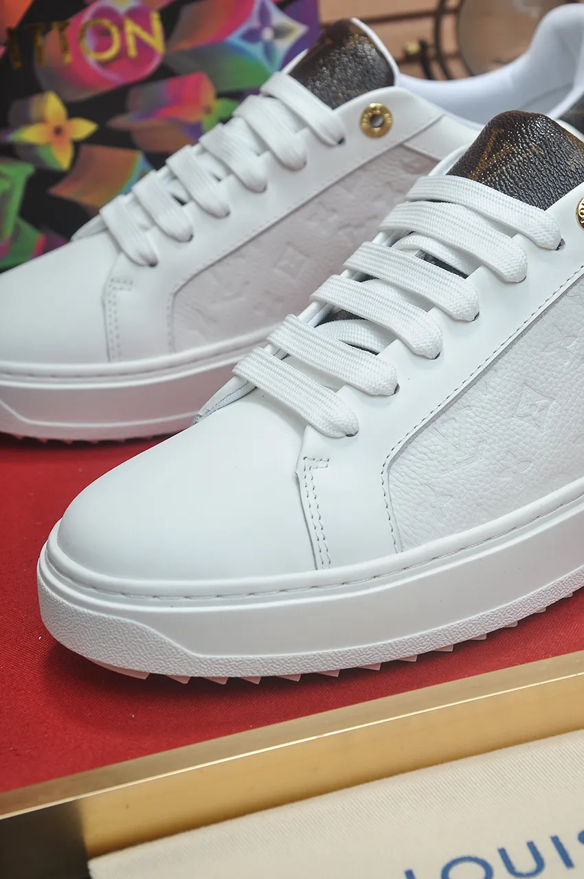Men's shoes 💰540💶[LOUIS VUITTON] Original order price (water-dyed cowhide lining) new model 🍀LV Louis Vuitton * - top version of LV classic trendy shoes! Made of imported original cowhide, water-dyed cowhide lining, and original wear-resistant rubber outsole! High quality products! Code number 38-45 (45 is custom-made and cannot be returned or exchanged)